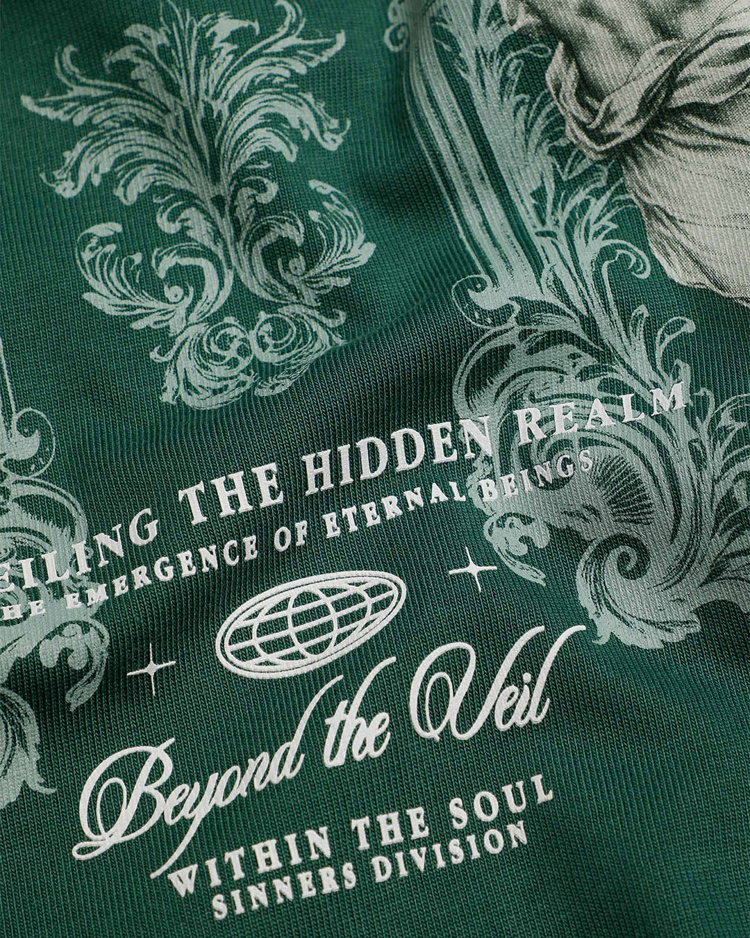 Camiseta oversize verde con ilustración