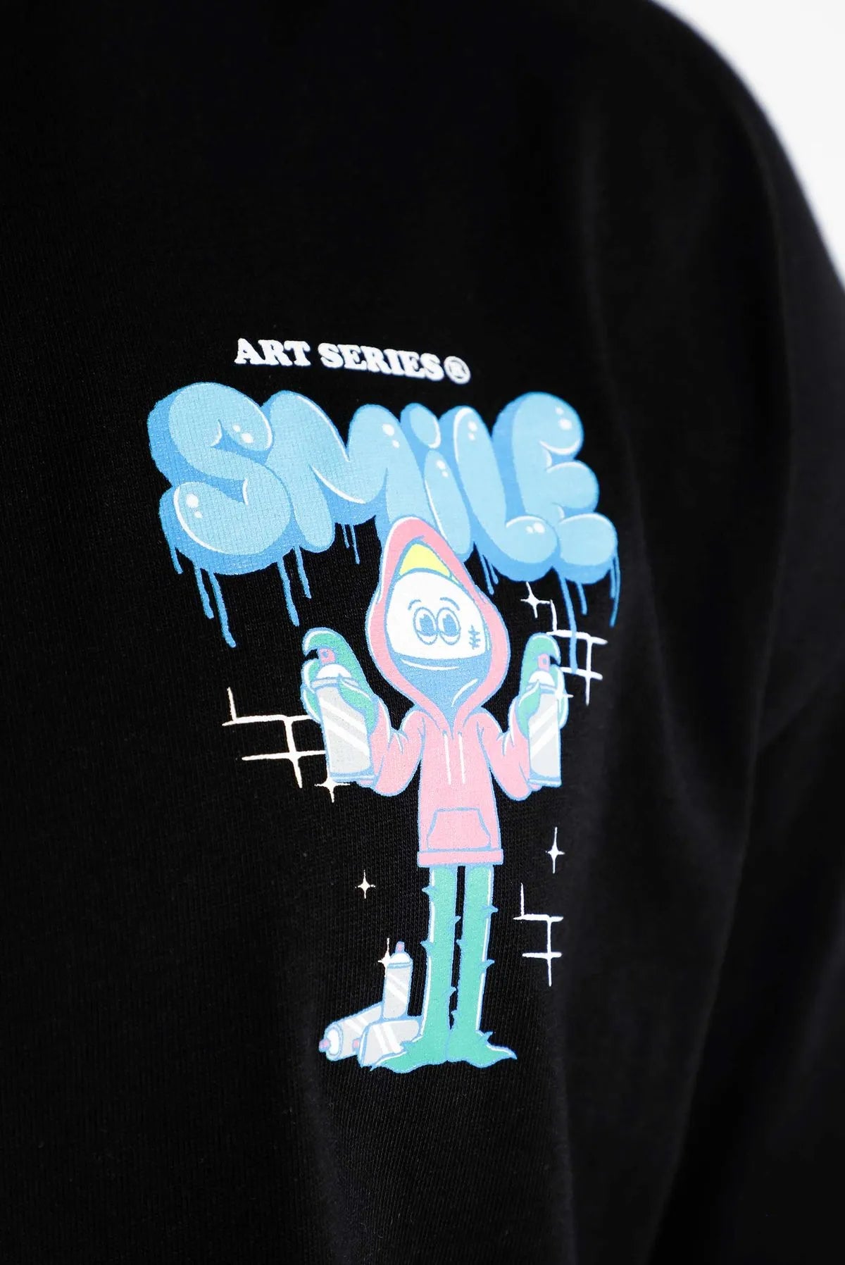 CAMISETA BOX FIT NEGRO GRAFITTI