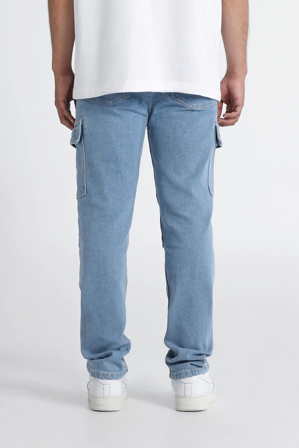 JEANS STRAIGHT FIT AZUL MEDIO CARGO