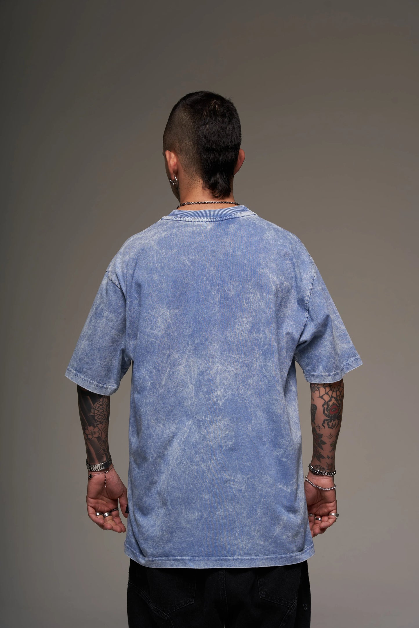 Camiseta Básica Oversize Acid Wash Azul Oscuro
