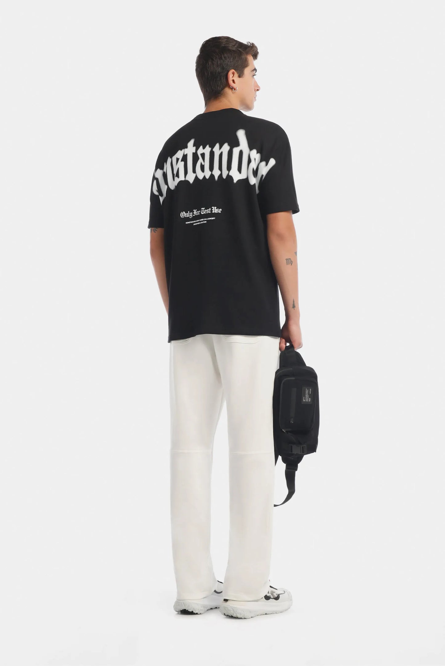 Camiseta Oversize Negro Nonstandard