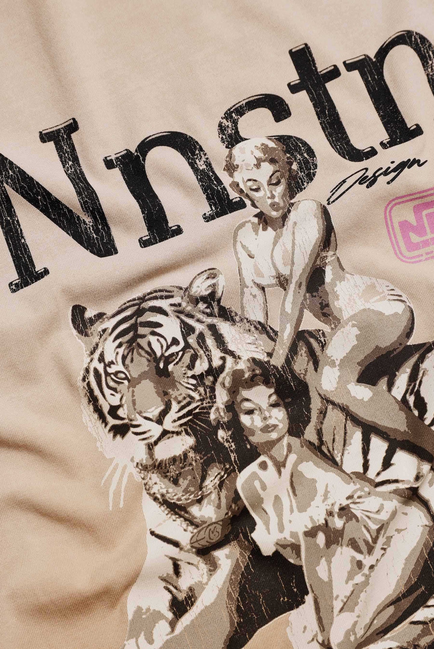 Camiseta Oversize Beige Exclusively