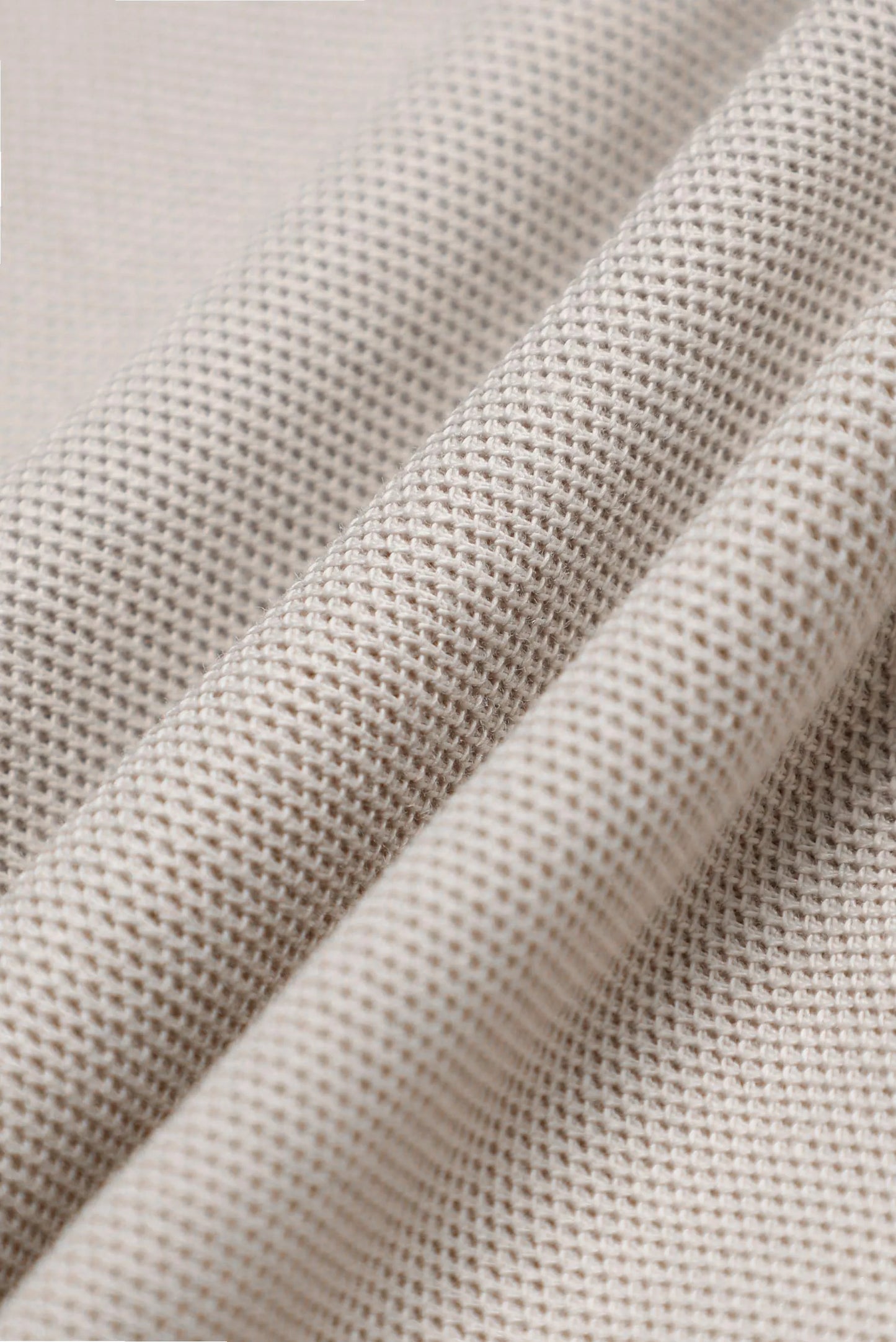 Camiseta polo gris básico