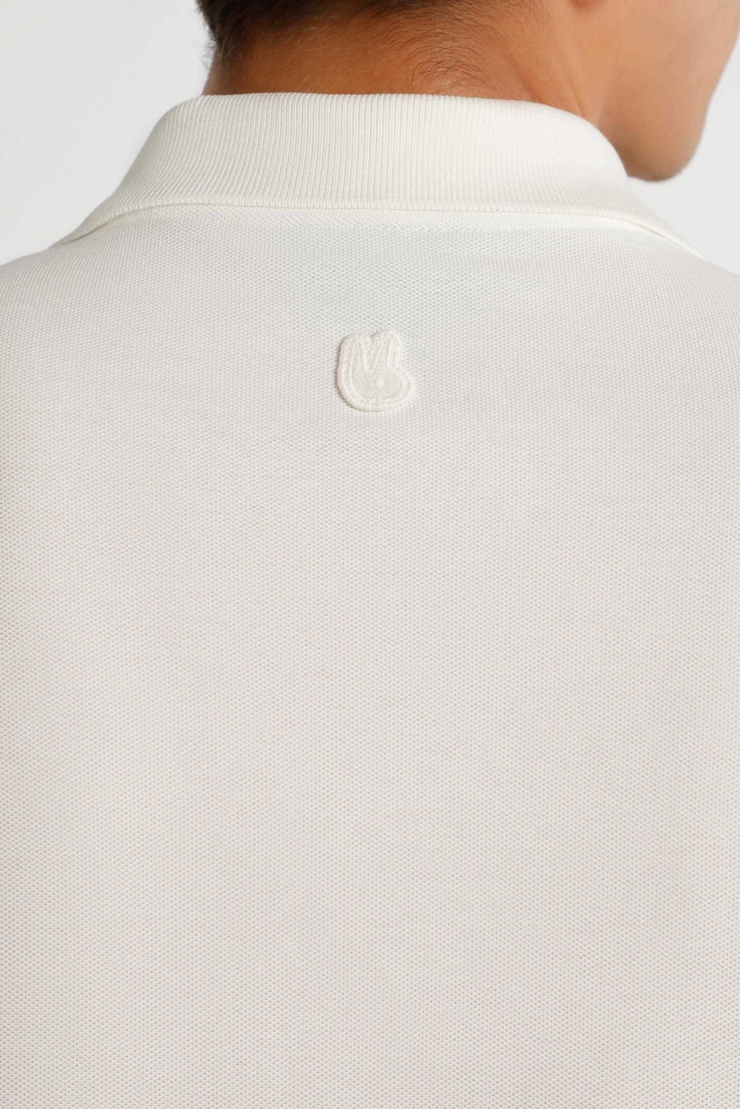Camiseta polo color marfil