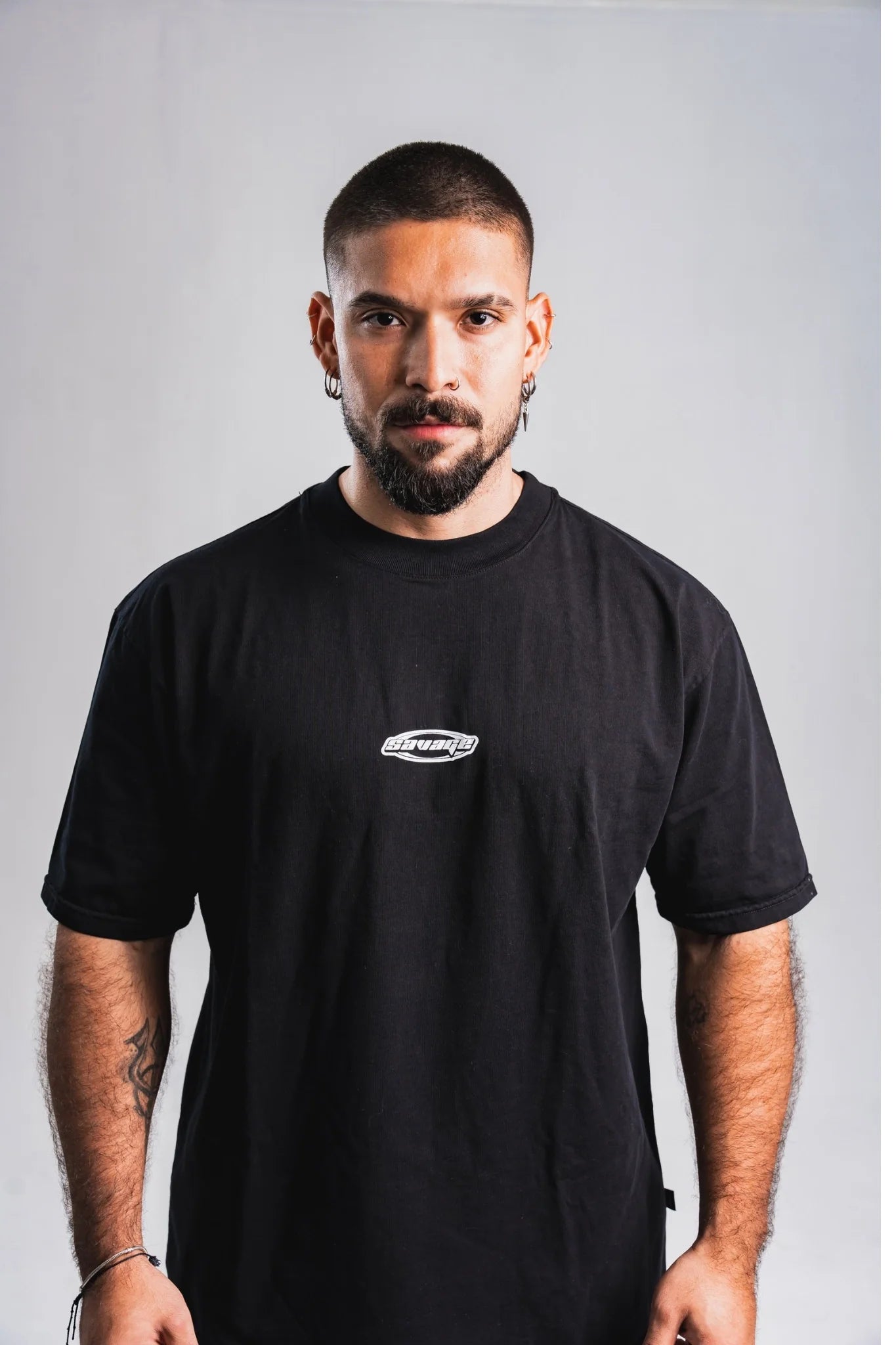Camiseta Oversize Magazine Streetwear Negra