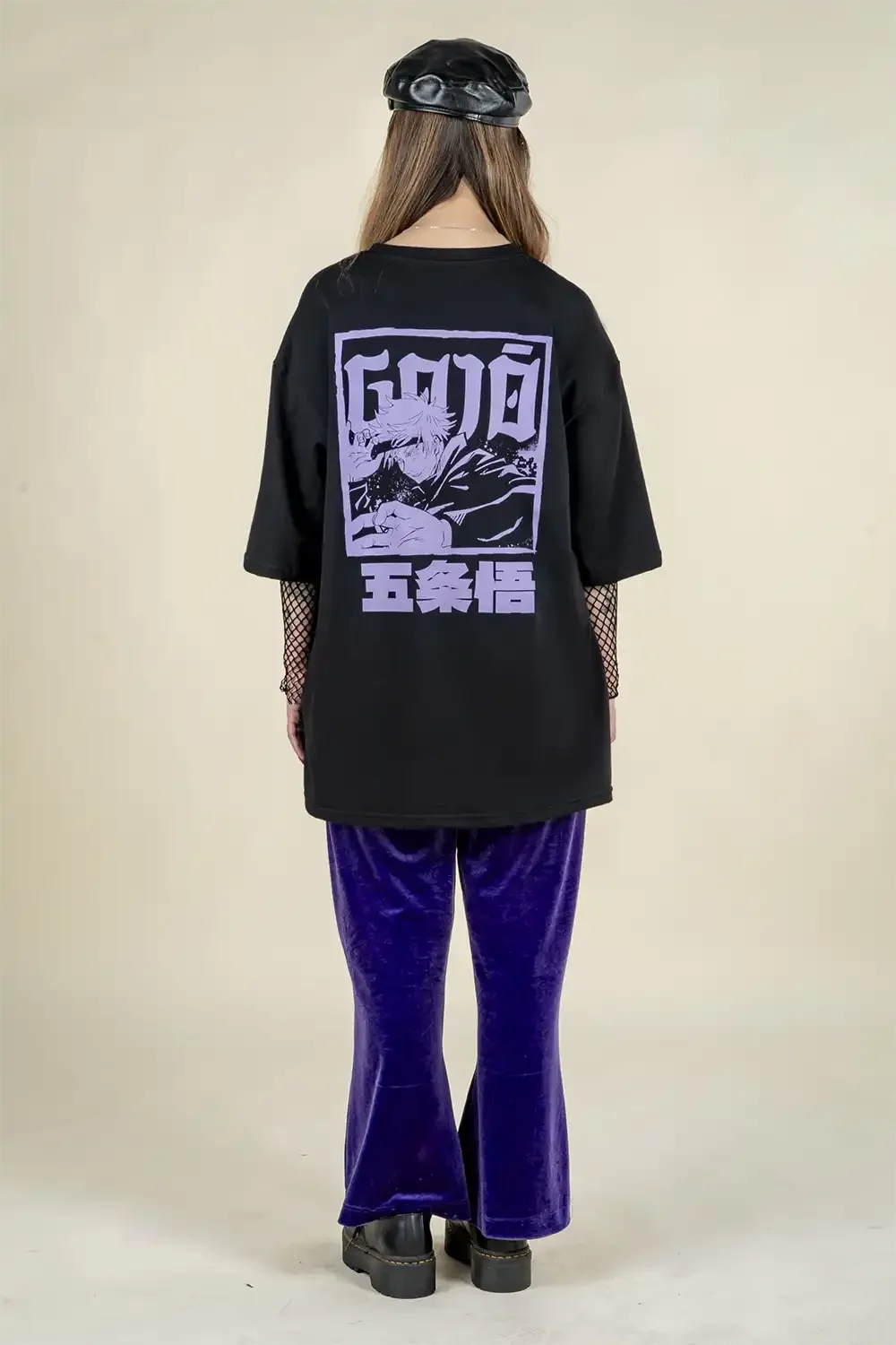 CAMISETA SATORU GOJO OVERSIZE