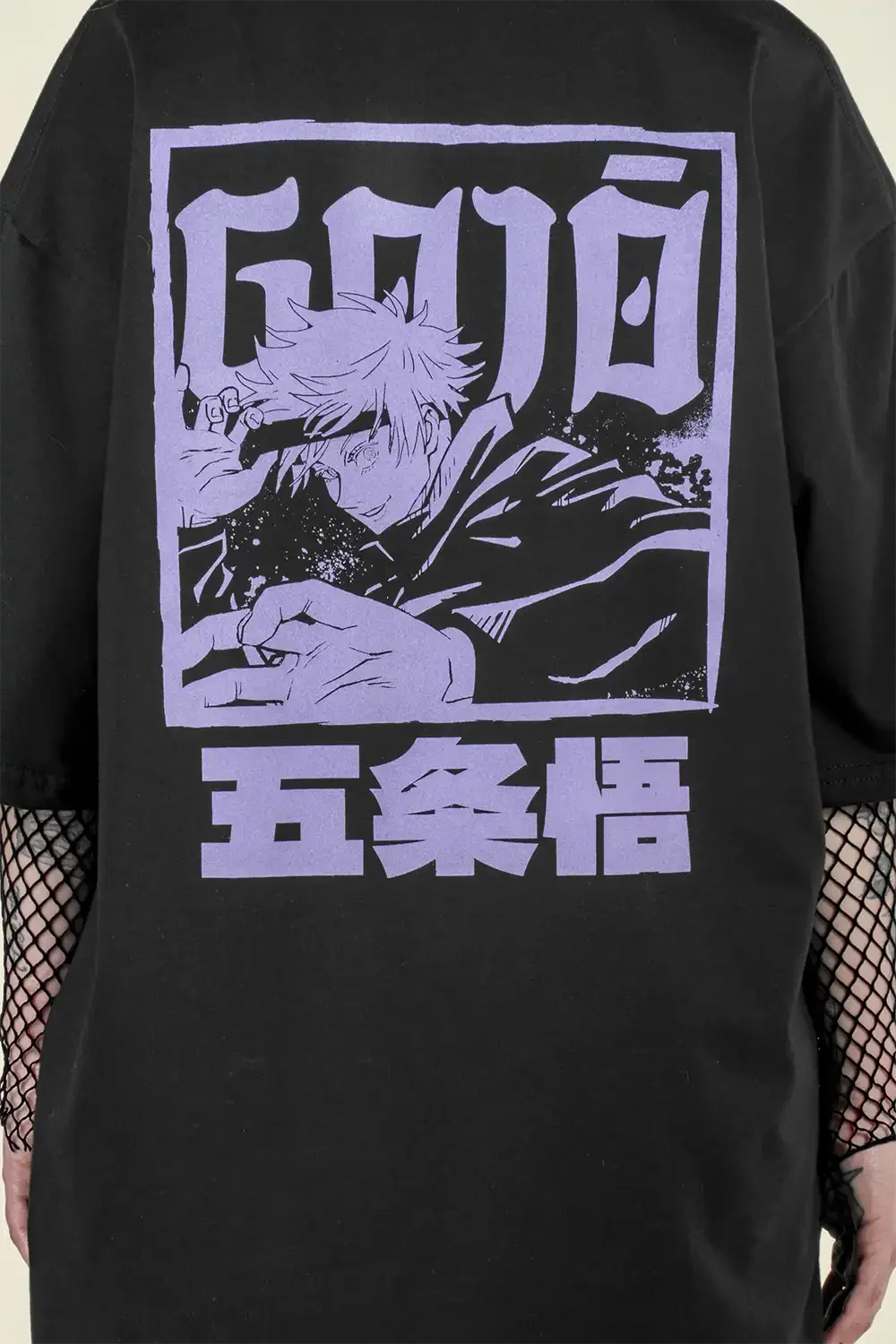 CAMISETA SATORU GOJO OVERSIZE