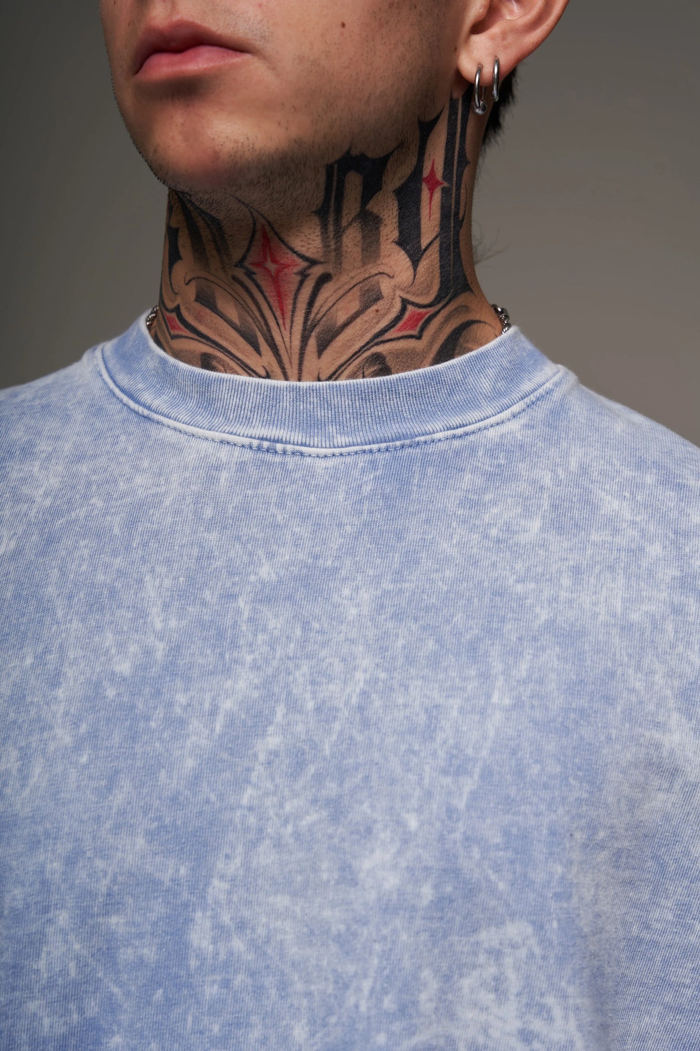 Camiseta Básica Oversize Acid Wash Celeste