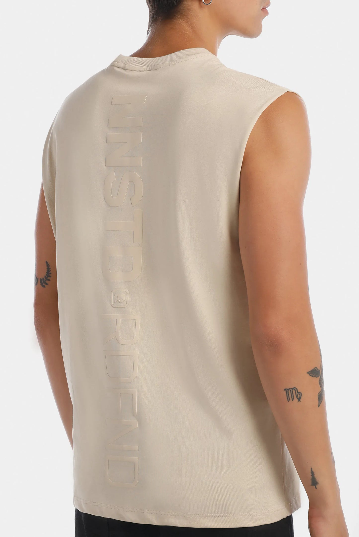 Camiseta Tank Marfil NNSTD RDFND