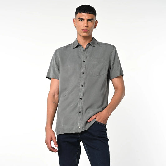 Camisa color verde manga corta Deninlab